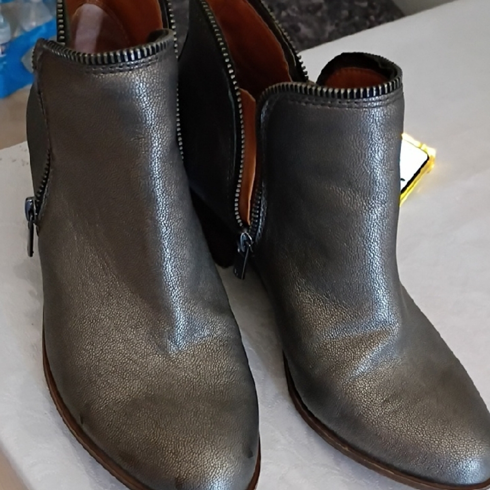 Lucky Brand Gray Ankle Boots